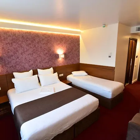 Hotel Forum 3*